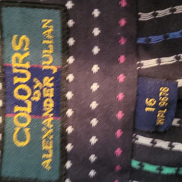 6 Misc. Boys Dress Shirts - Picture 12 of 13